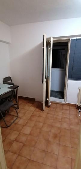 Garsonieră decomandată în Ceardac