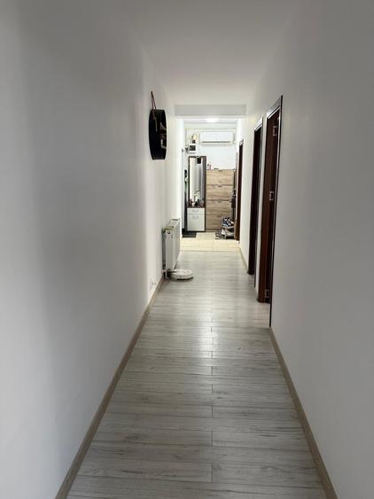 Apartament cu 3 camere decomandat în Prelungirea Ghencea