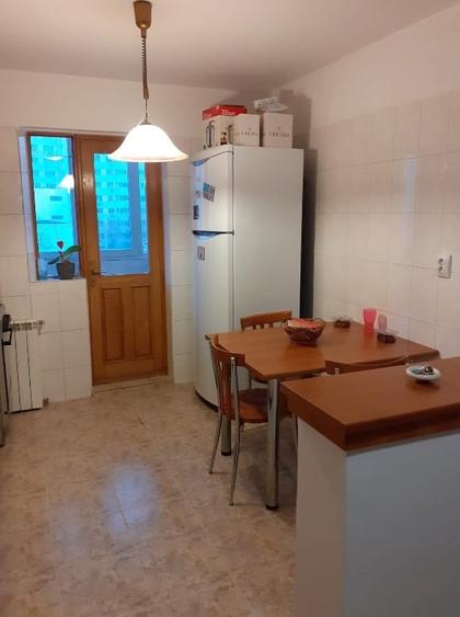Iancului Metrou Bl 1984 REABILITAT,et 4/8,2grupuri sanitare bucatarie mare Liber - 7