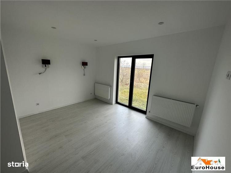 Casă cu 3 camere în Central