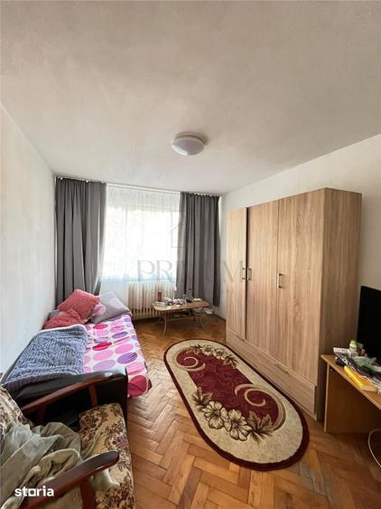 Apartament cu 2 camere semidecomandat, mobilat în Circumvalațiunii