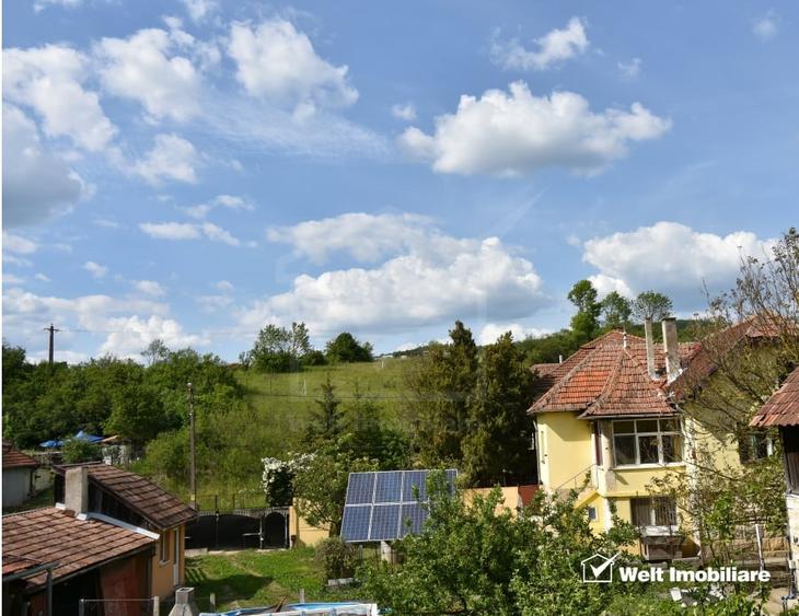 Casă individuală cu 4 camere cu Canalizare în Băgara