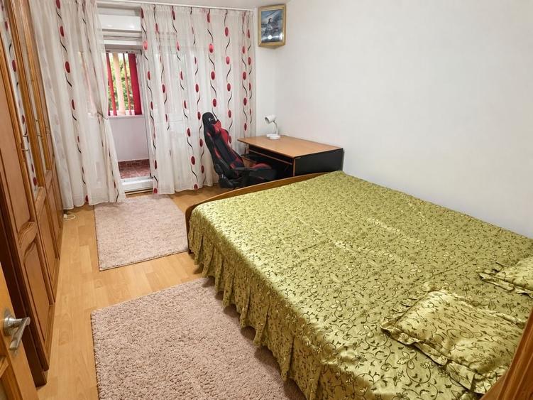 Apartament cu 2 camere decomandat în Traian