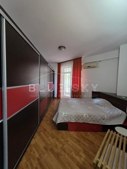 Apartament cu 3 camere decomandat, mobilat în Central