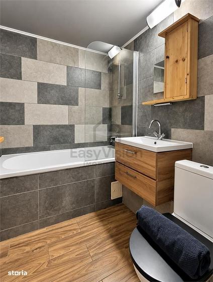Apartament cu 2 camere în Apărătorii Patriei