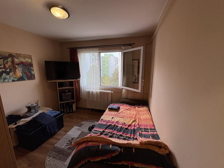 Apartament cu 2 camere semidecomandat, mobilat în Mănăștur