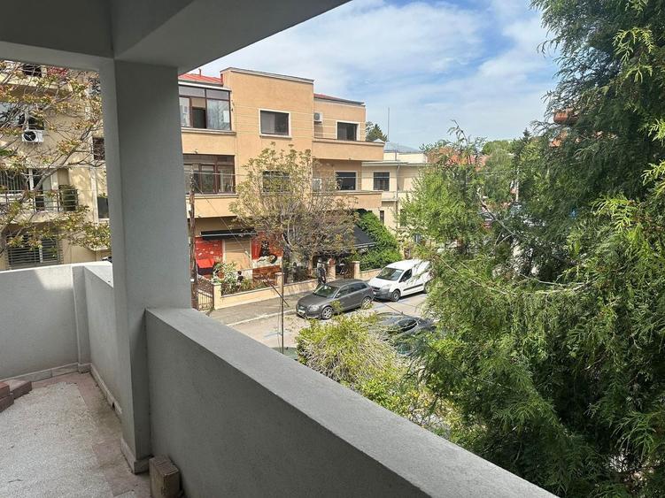 Vila 12 Camere | Birouri | Sediu Firma | Renovata *Cotroceni* - 2