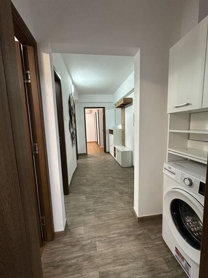 Apartament cu 2 camere decomandat în Spitalul Județean