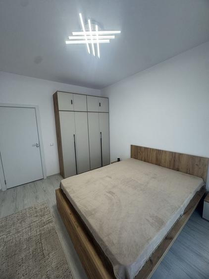 Apartament cu 2 camere decomandat în Titan