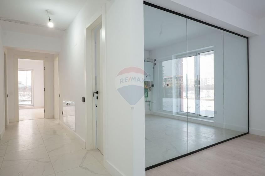Vanzare apartament de lux cu 4 camere, curte de 279 mp in Pallady - 12