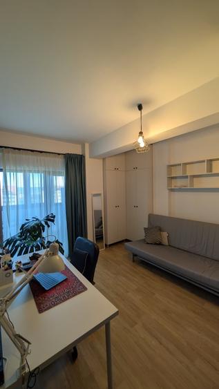 Apartament cu 3 camere în Zorilor