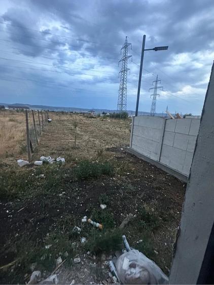 Casă cu Teren 301 Mp în Central