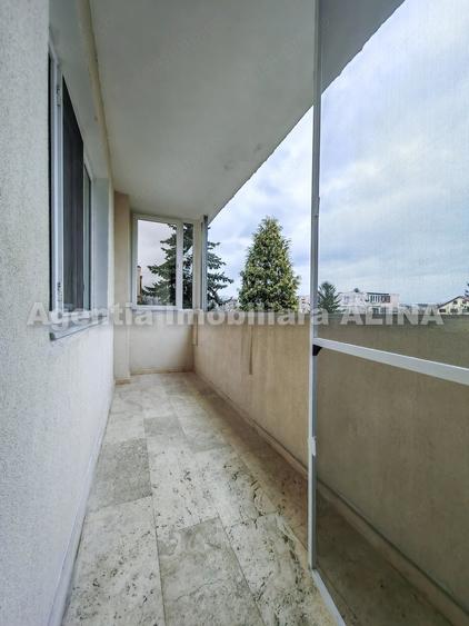 Apartament cu 4 camere decomandat în Kogălniceanu