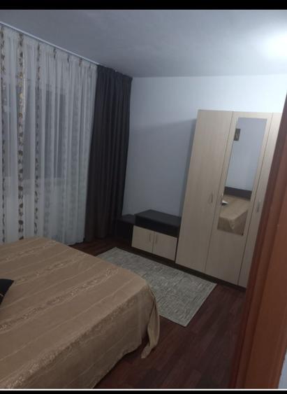 Apartament cu 2 camere semidecomandat în Rovine
