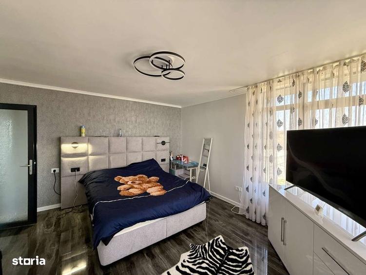 Casă cu 4 camere cu Teren 1200 Mp în Lenin Sud