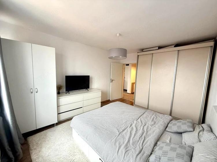 Apartament cu 2 camere decomandat în Complex Studențesc