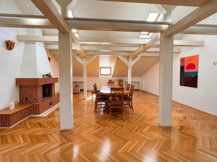 Apartament cu 3 camere în Dorobanți
