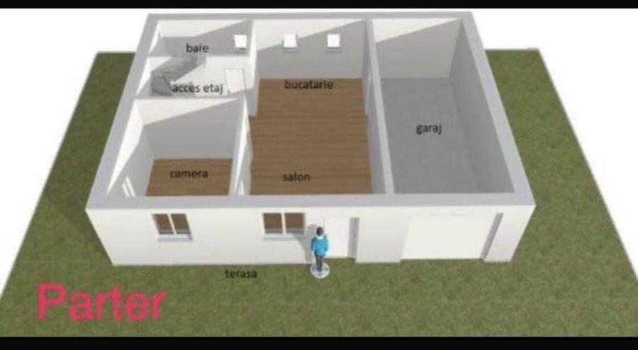 Casă cu 4 camere în Central