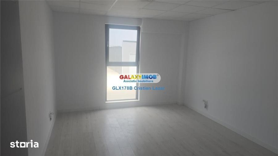 Spațiu comercial, de 460 mp, în Nord