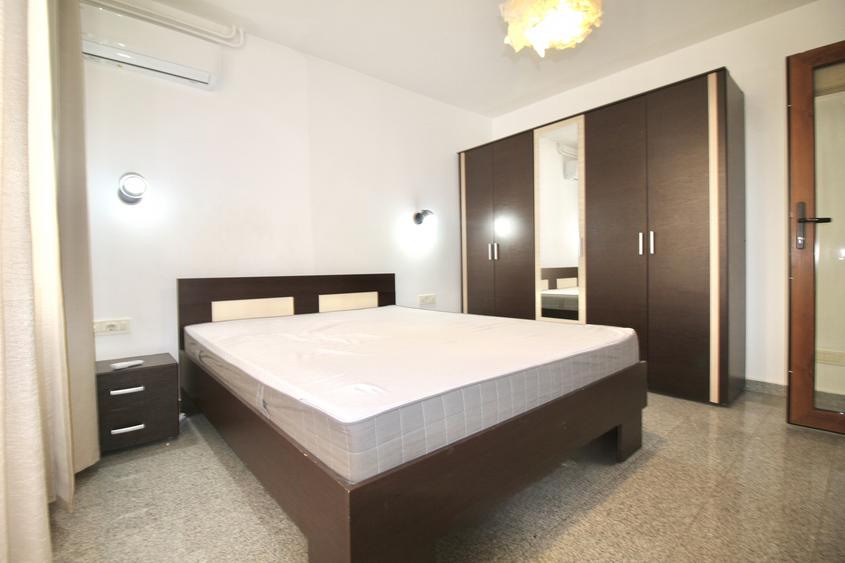 Apartament cu 2 camere semidecomandat, mobilat în Ultracentral