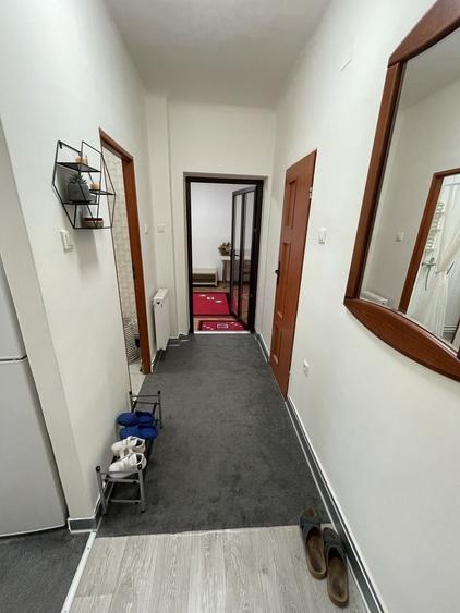 Garsonieră decomandată în Central