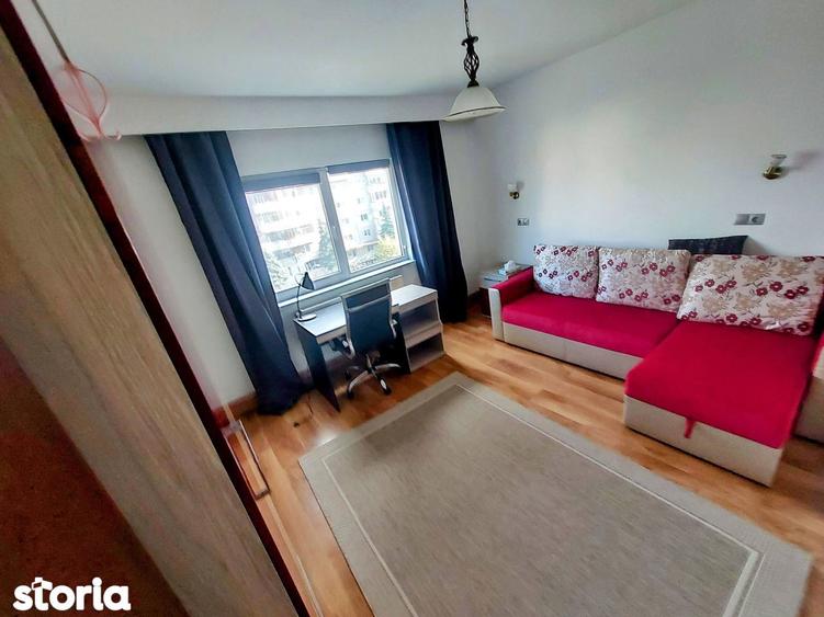 Apartament cu 2 camere decomandat în Plopilor