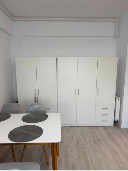 Apartament cu 2 camere semidecomandat în Vest