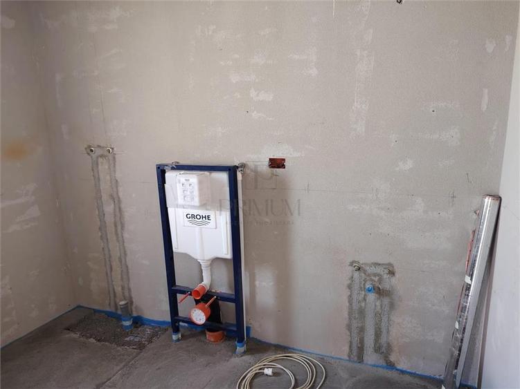 Duplex cu 4 camere cu Canalizare în Moșnița Veche