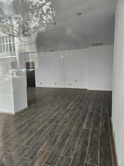 Spațiu comercial, de 100 mp, în Ultracentral