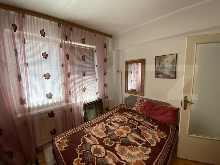 Apartament cu 3 camere decomandat, mobilat în Porolissum
