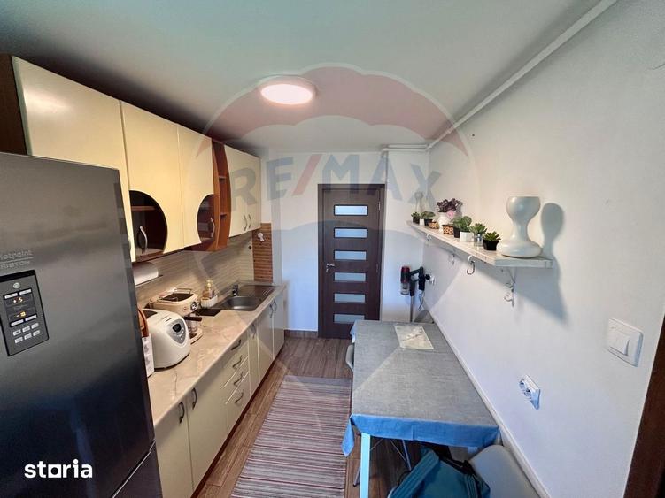 Apartament cu 3 camere, mobilat în Depozitelor