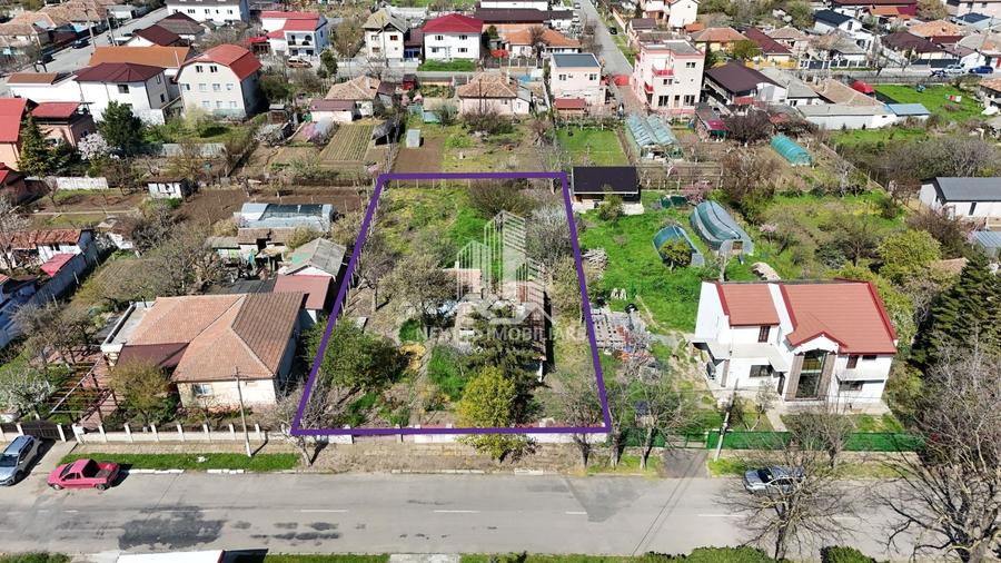 Casă individuală cu 4 camere cu Canalizare în Vest
