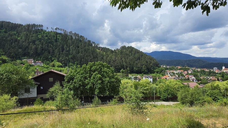 Teren Construcții intravilan de 850 mp, în Turcheș
