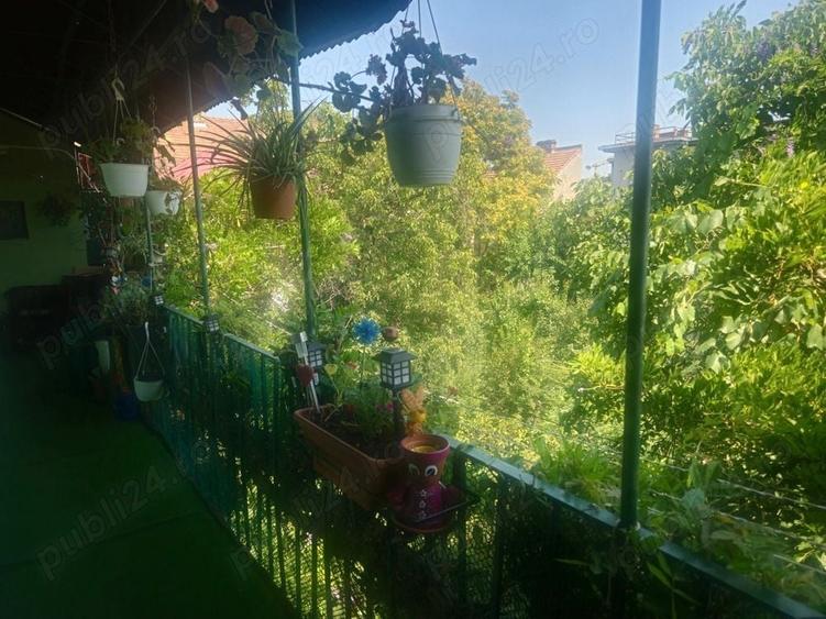 Apartament cu 4 camere în P-ța Maria