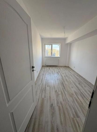 Apartament cu 3 camere decomandat în Brâncoveanu