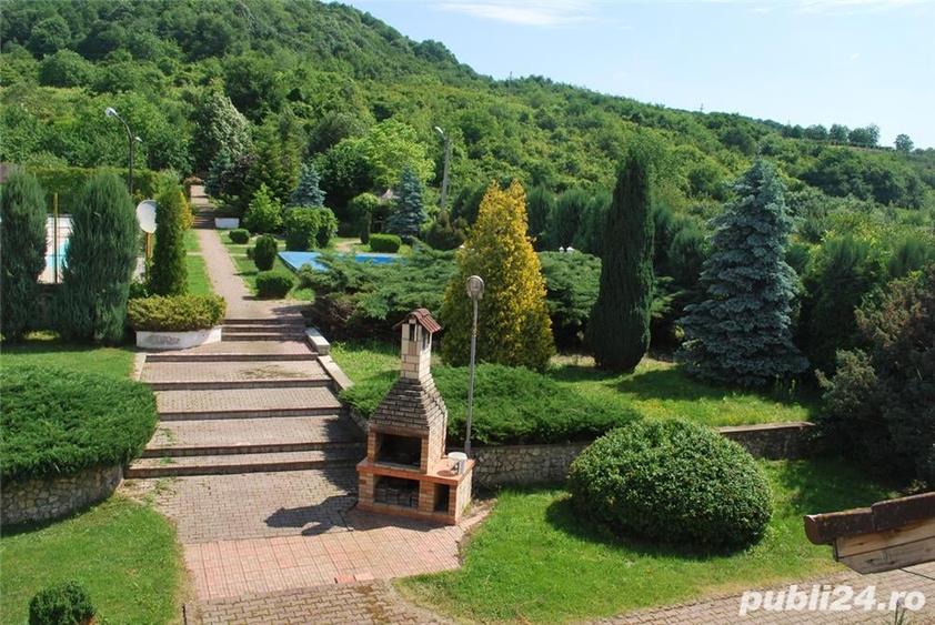 Casă cu Teren 3700 Mp în Topoloveni