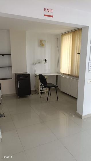 Apartament cu 3 camere în 1 Mai