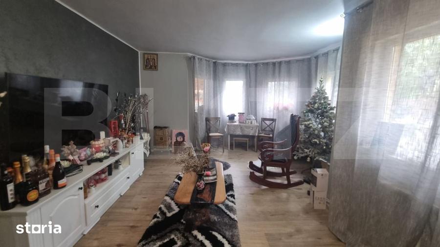 Casă cu 6 camere cu Teren 2340 Mp în Miroslava