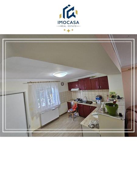 Casă individuală cu 4 camere cu Canalizare în Mocrea