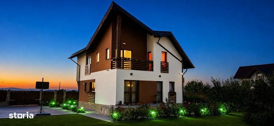 Casă cu 4 camere în Turcheș