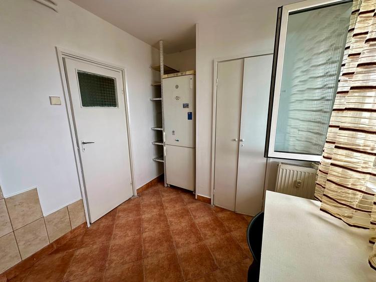 Apartament cu 2 camere semidecomandat în Brâncoveanu