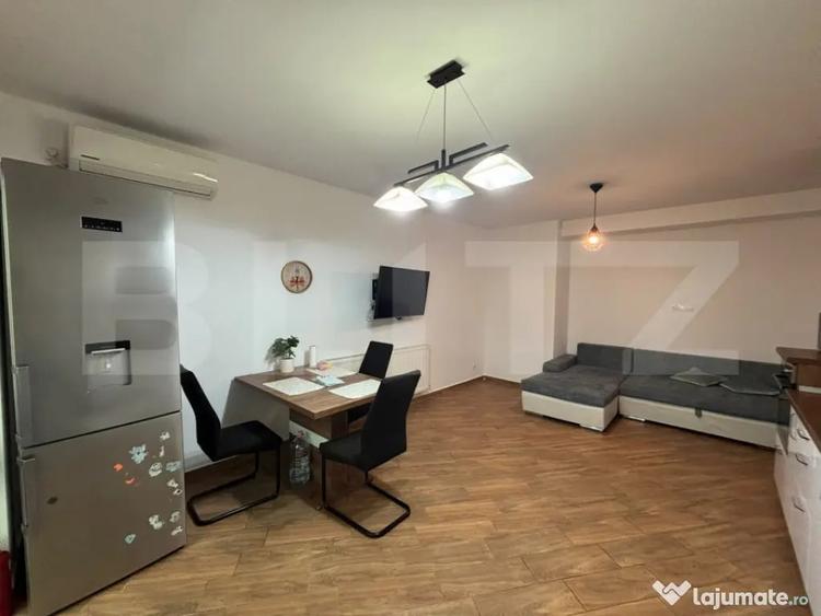 Apartament cu 3 camere decomandat în Ultracentral