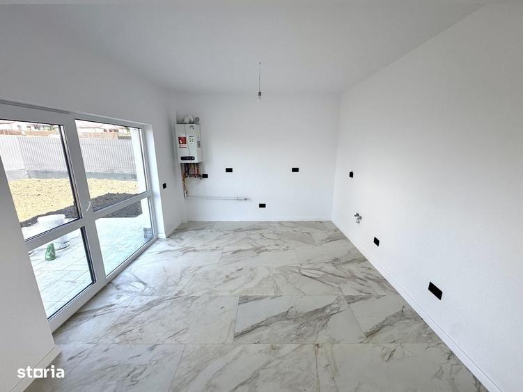 Casă cu 4 camere cu Teren 400 Mp în Miroslava