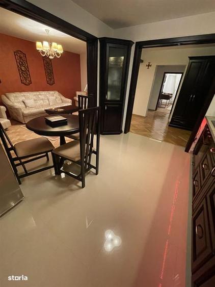 Apartament cu 3 camere decomandat, mobilat în Păcurari