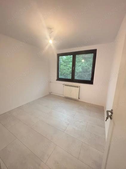 Apartament cu 3 camere decomandat în Brâncoveanu