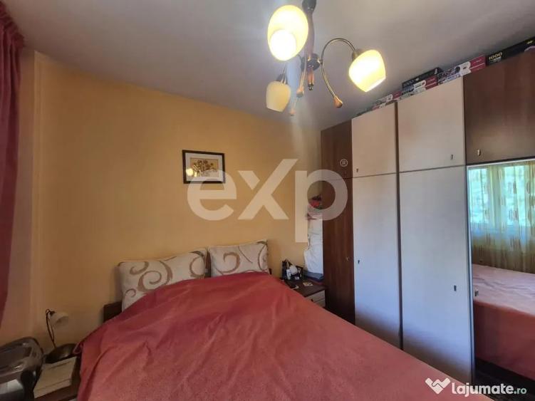Apartament cu 3 camere semidecomandat în Basarabia
