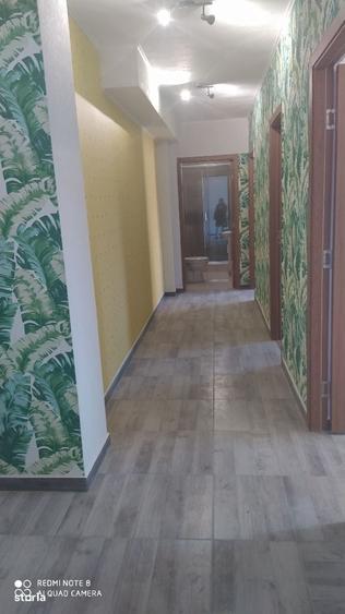 Apartament cu 3 camere decomandat în Podgoria