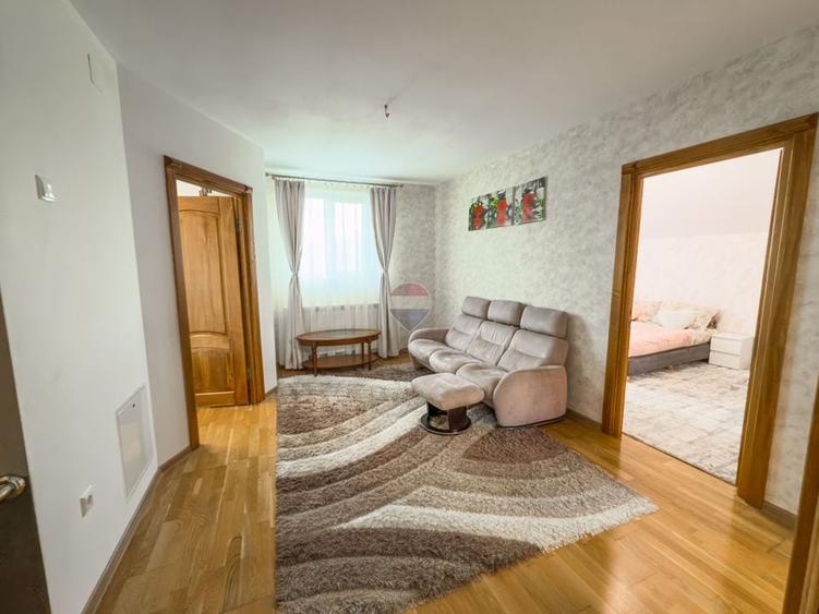 Casă individuală cu 5 camere cu Teren 2082 Mp în Tudor Vladimirescu (Avrămeni)
