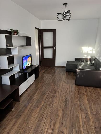 Apartament cu 2 camere în Craiovei