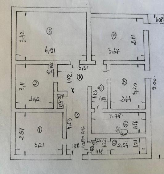 Apartament cu 4 camere decomandat în Central